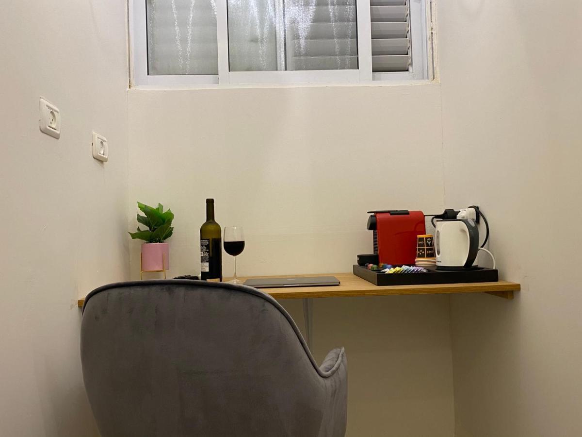 Rothschild Room Petach Tikva 外观 照片